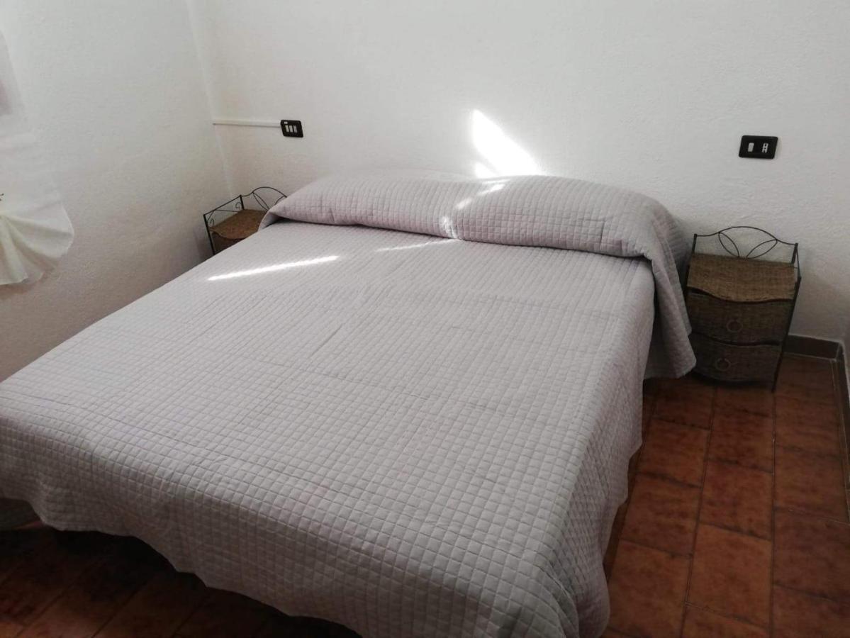 Villa Murgia Solanas  Ngoại thất bức ảnh