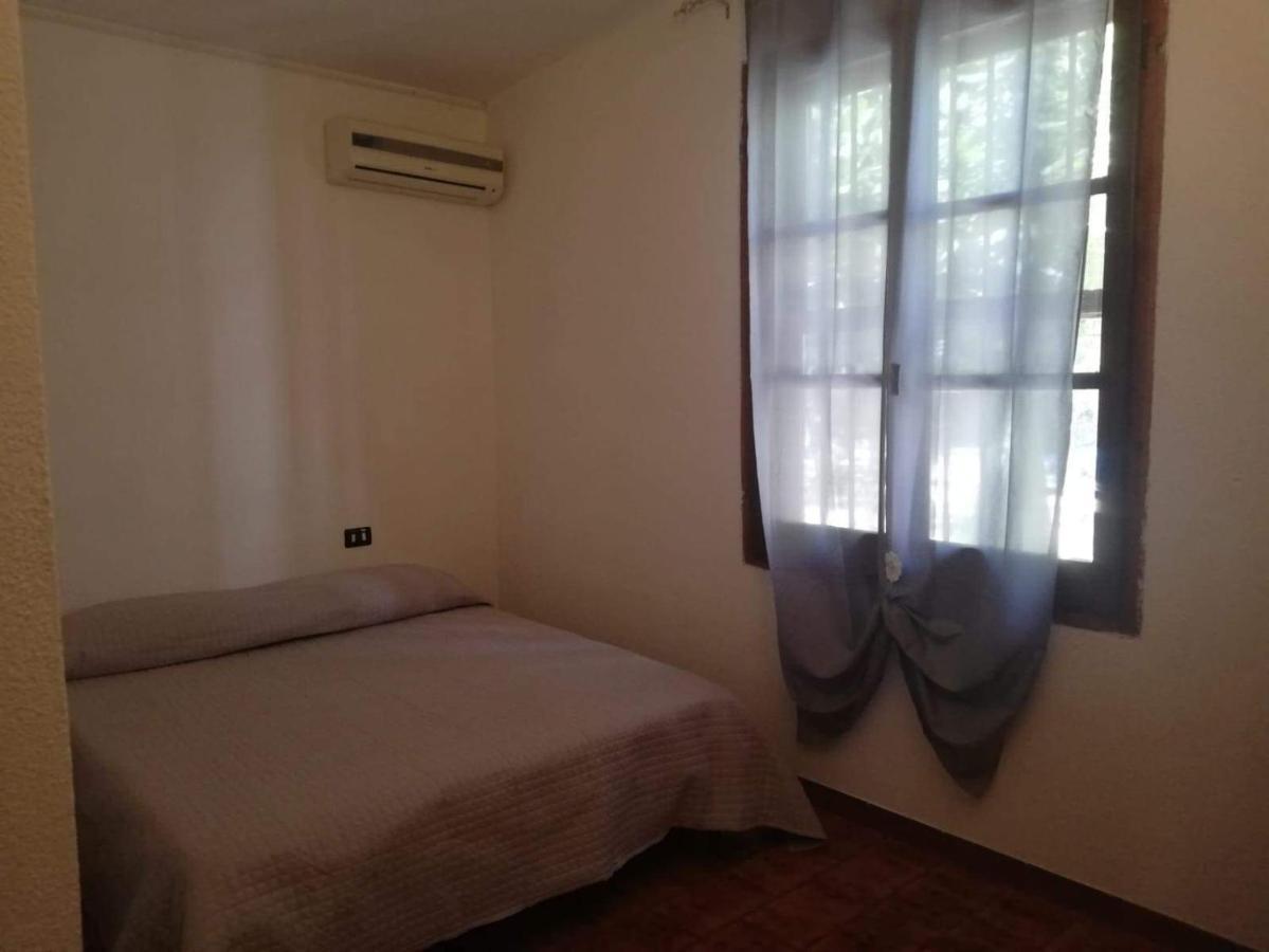Villa Murgia Solanas  Ngoại thất bức ảnh